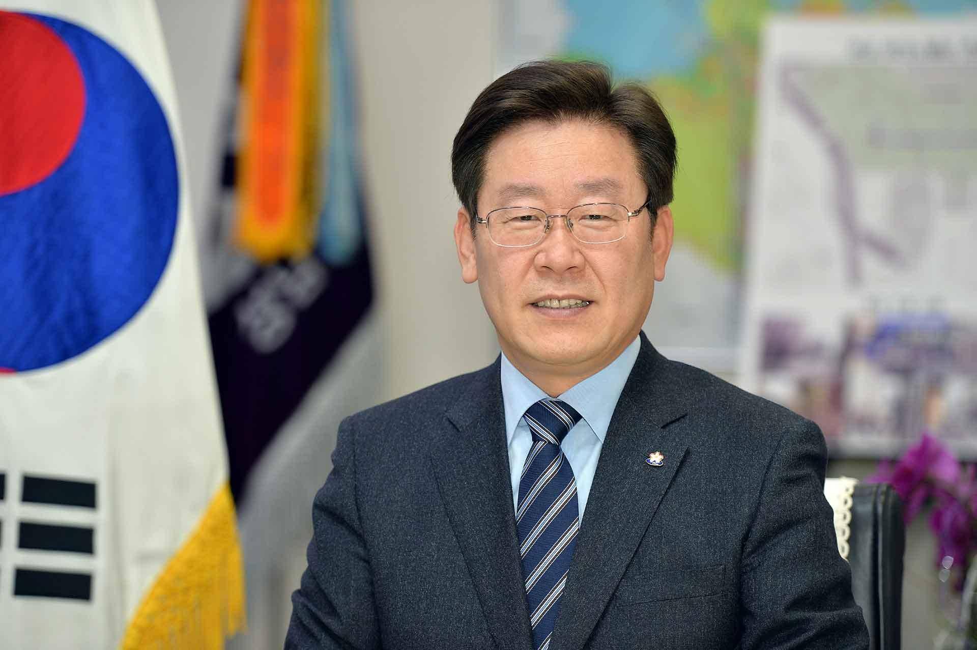 德国甲组联赛
_李在明不来看阅兵德国甲组联赛
,另派特使来华,中方回应2字,尽显大国风范