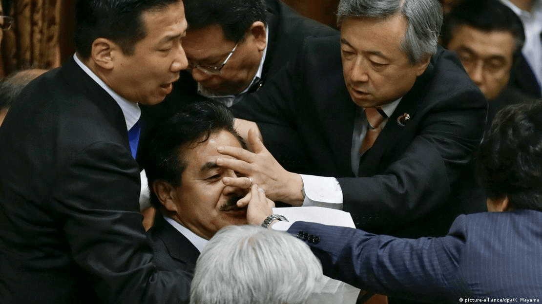 皇冠信用网登2代理_江宇舟：高市早苗如此盼望“有事”皇冠信用网登2代理，就让她体验一下“多事之秋”