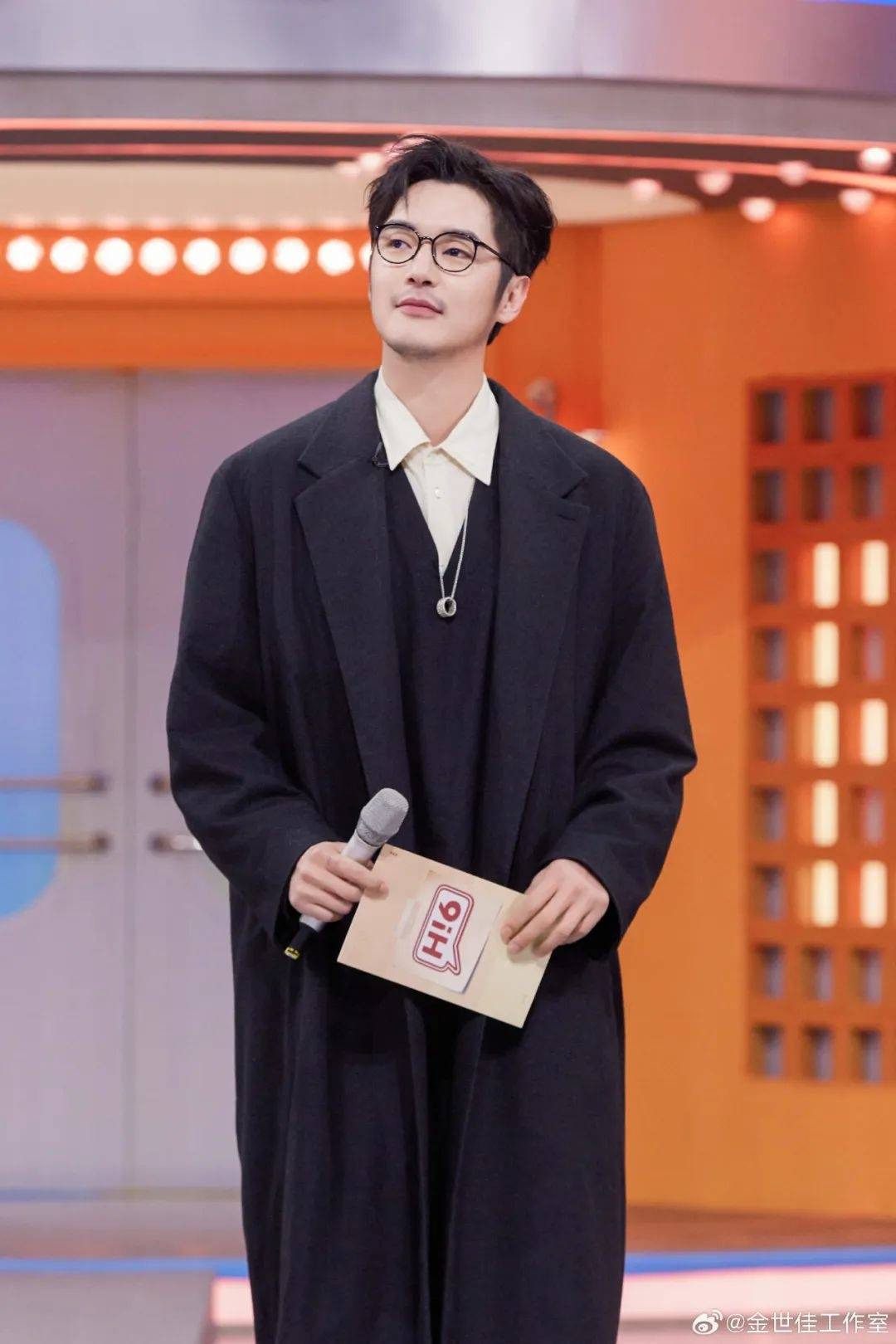 皇冠信用网登2_上戏回应黄晓明考博：不管是公众人物还是普通考生皇冠信用网登2，都是一视同仁