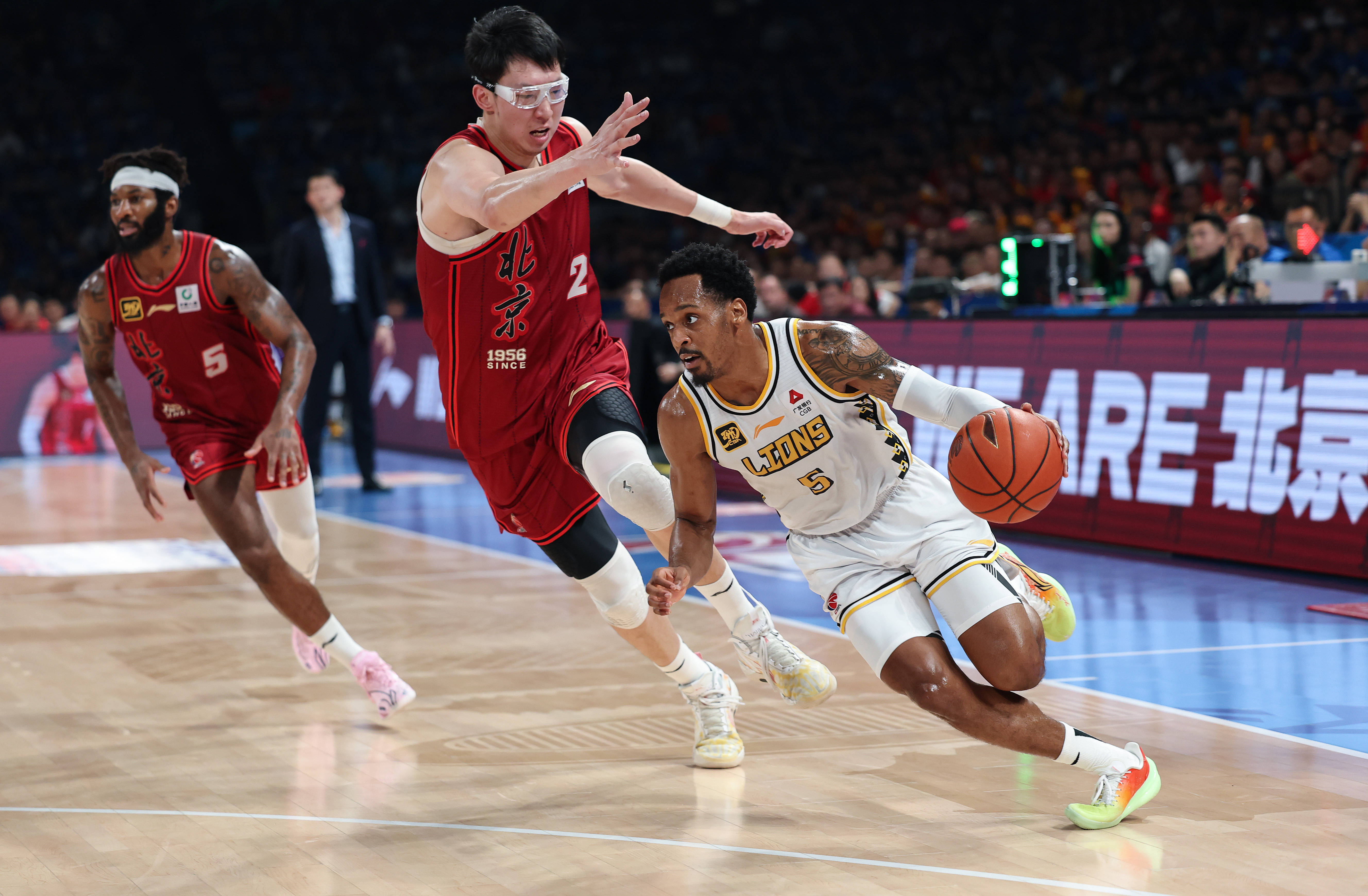 皇冠信用网会员如何申请_浙江广厦4-2北京夺队史CBA首冠皇冠信用网会员如何申请！周琦31+10布朗41分