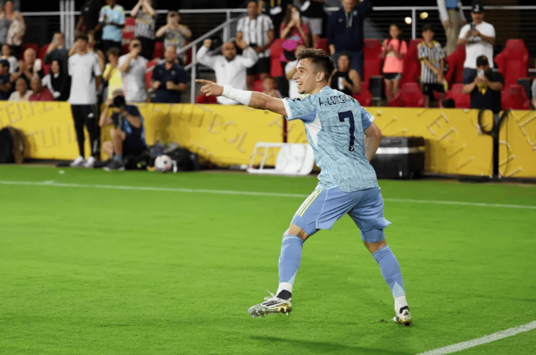 帕丘卡足球_世俱杯-穆阿尼孔塞桑各2球 伊尔迪兹世界波尤文5-0横扫