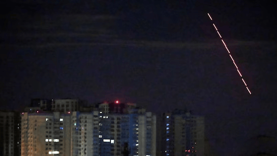 皇冠信用代理_开炸!俄高超弹出击皇冠信用代理,6万架无人机库存充足,乌克兰度过艰难一夜