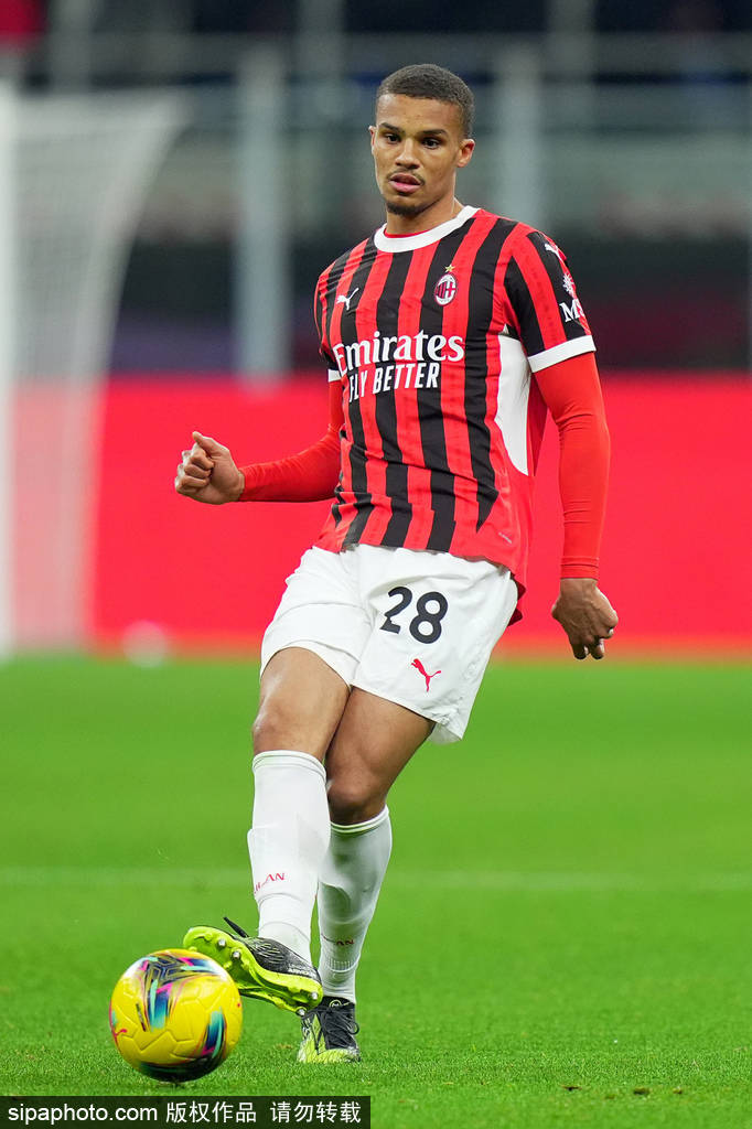 皇冠信用网在线注册_好买卖！黑又硬锋霸确定加盟欧冠7冠王皇冠信用网在线注册，米兰的选择背后藏着什么秘密？