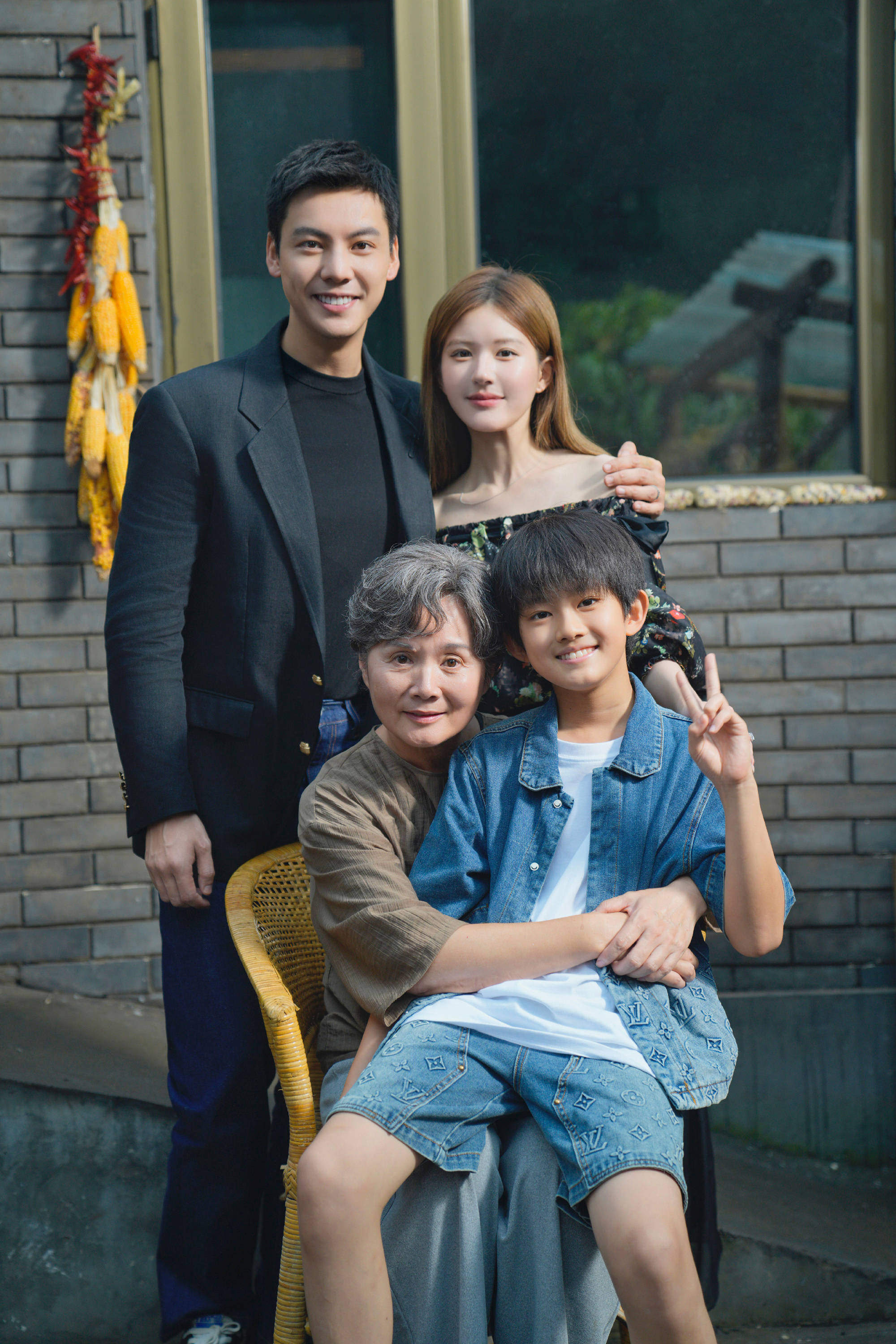 皇冠信用網会员注册网址_剧方回应赵露思、陈伟霆在庆功宴上直播卖货：凑巧