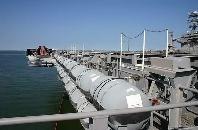 皇冠信用网申请_双层软卧变三层硬卧！福建舰宿舍首次公开皇冠信用网申请，咋比辽宁山东舰还挤？