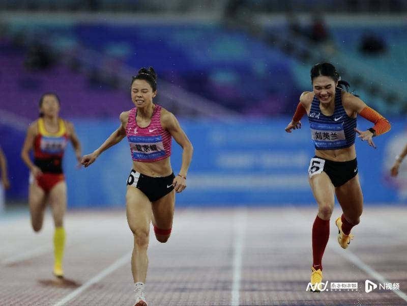 如何注册皇冠足球代理_又是0.12秒决胜负如何注册皇冠足球代理！莫家蝶不敌刘英兰获女子400米亚军