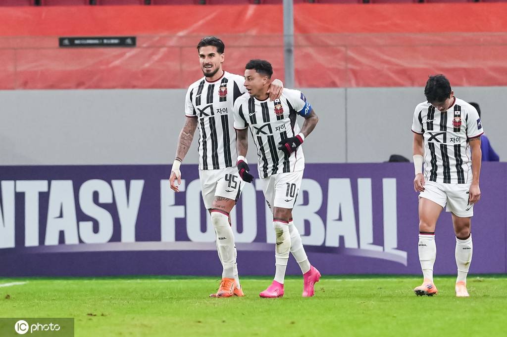 皇冠信用网如何申请_继续垫底皇冠信用网如何申请！亚冠-林皇2射1传维塔尔世界波 海港主场1-3首尔