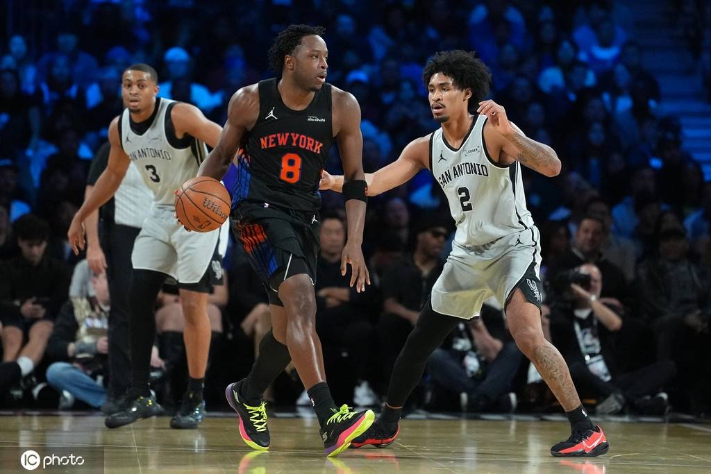 皇冠信用盘会员申请网址_NBA杯-布伦森25分文班亚马18分 尼克斯逆转马刺夺冠