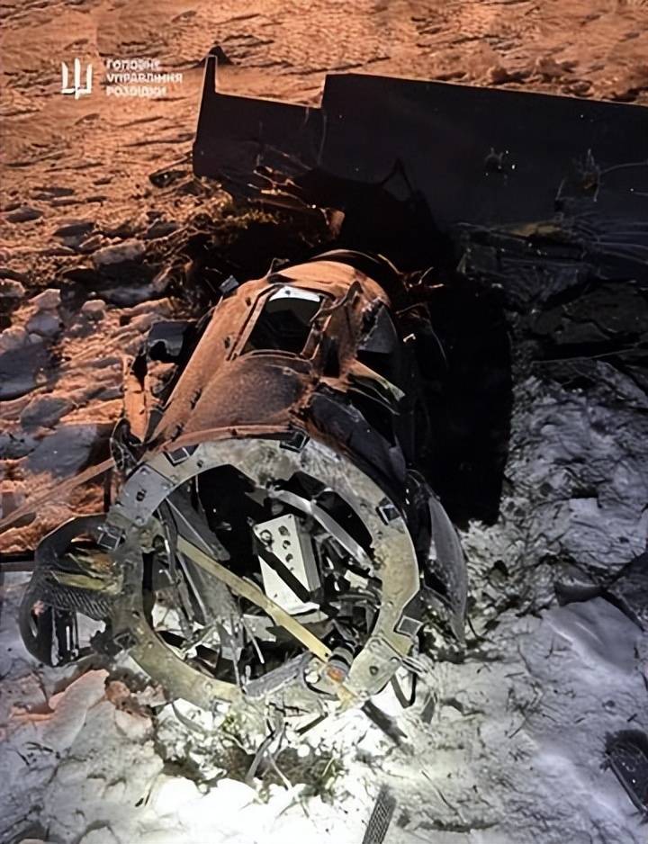 皇冠mos066 _俄军最新导弹残骸皇冠mos066 ，让美国吸一口冷气，一看中国民企发动机死心了